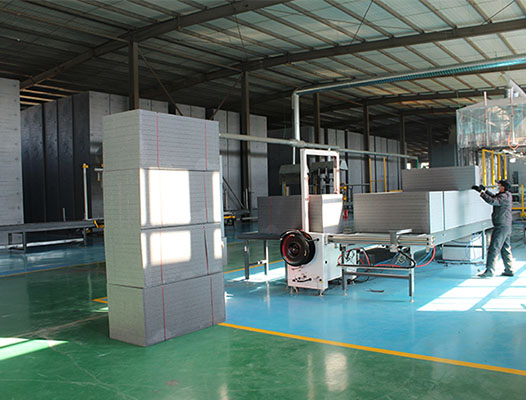 熱固板廠區(qū)